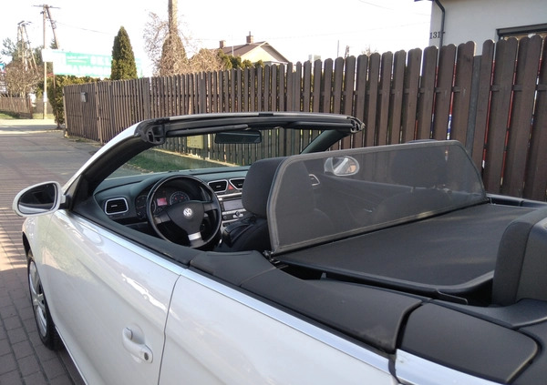 Volkswagen Eos cena 17900 przebieg: 238000, rok produkcji 2008 z Siedlce małe 277